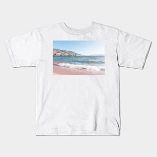 Sandy Beach and Waves in Summer - Skaha Lake Kids T-Shirt
